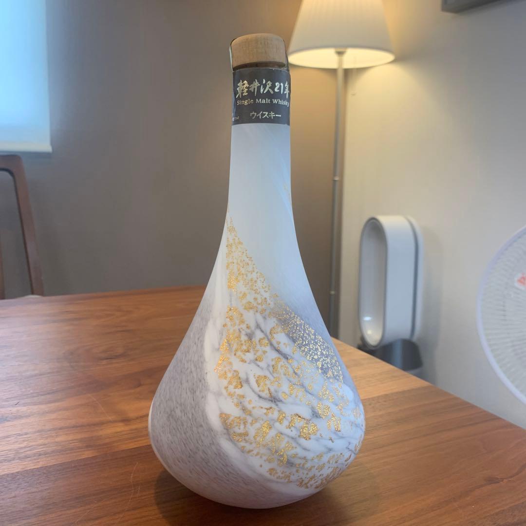 レア　軽井沢21年　シングルモルトウイスキー　岩田久利ボトル メルシャン　陶器