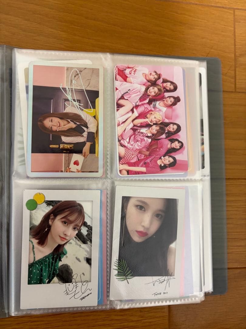 TWICE CDアルバムセット、公式ペンライトとうちわ、トレカ88枚セット