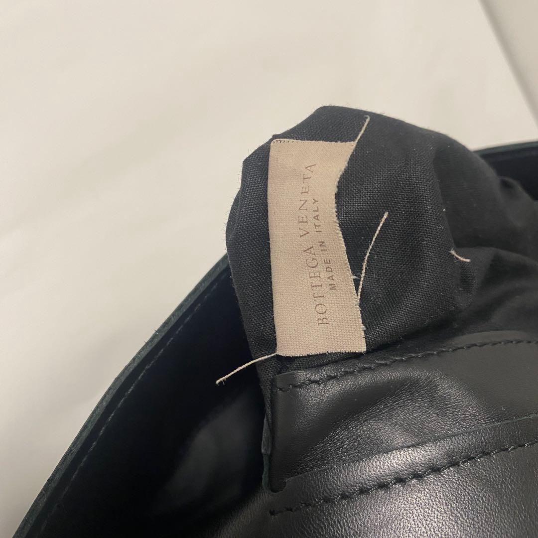 BOTTEGA VENETA メッセンジャーバッグ イントレチャート 黒