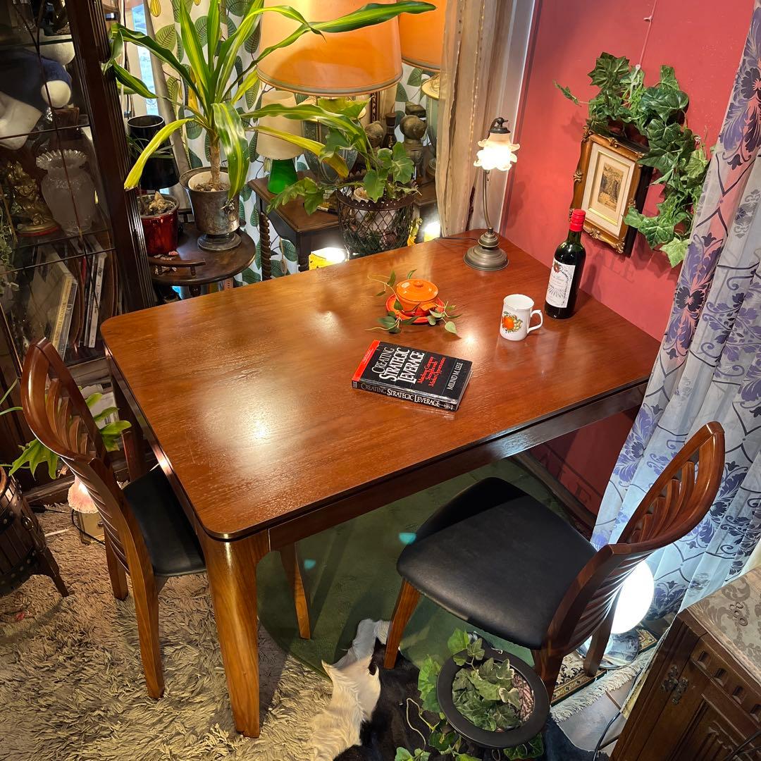 ヴィンテージ IDC OTSUKA ウォールナット材　ダイニングテーブル