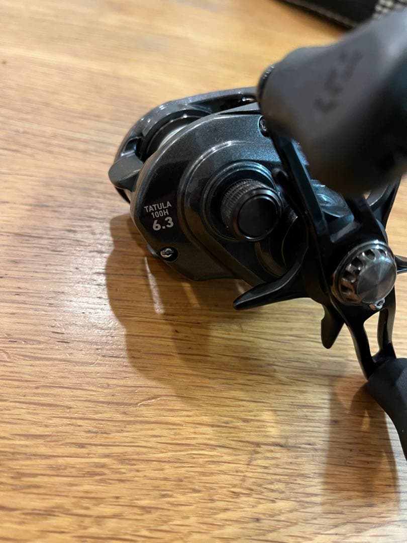 ダイワ TWS ベイトリール 右ハンドル　タトゥーラ