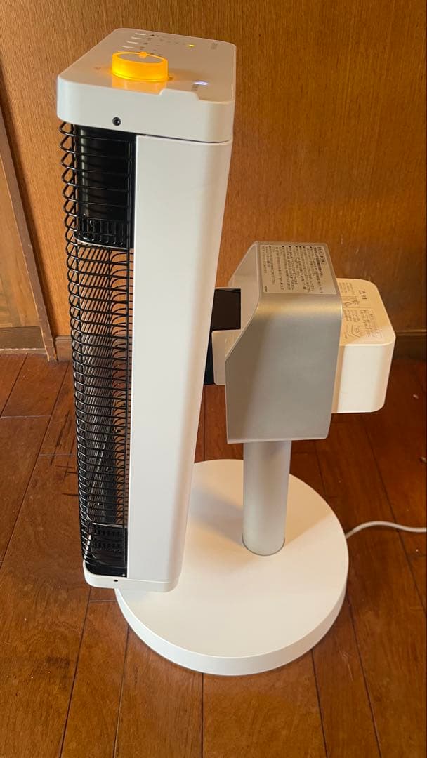 【美品】ダイキン　遠赤外線暖房機　セラムヒート 2021年CER11YS-W