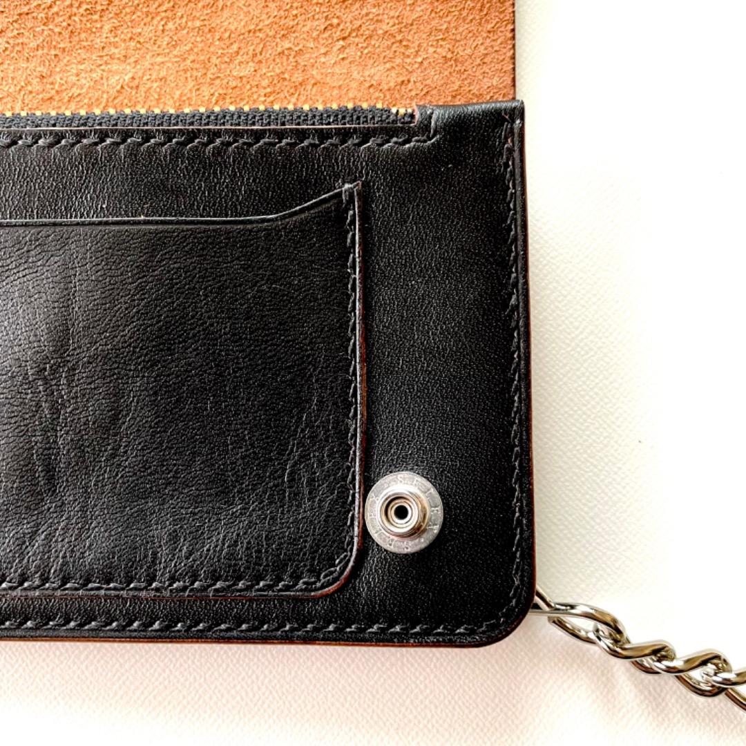 ミドルトラッカーウォレット　ホースハイド　デッドストックジッパー　前面ポケット