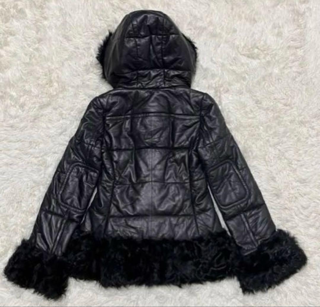 未使用　バーバリーブルーレーベル　ラムレザー ダッフルコート 黒　M