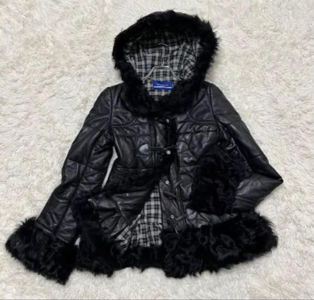 未使用　バーバリーブルーレーベル　ラムレザー ダッフルコート 黒　M