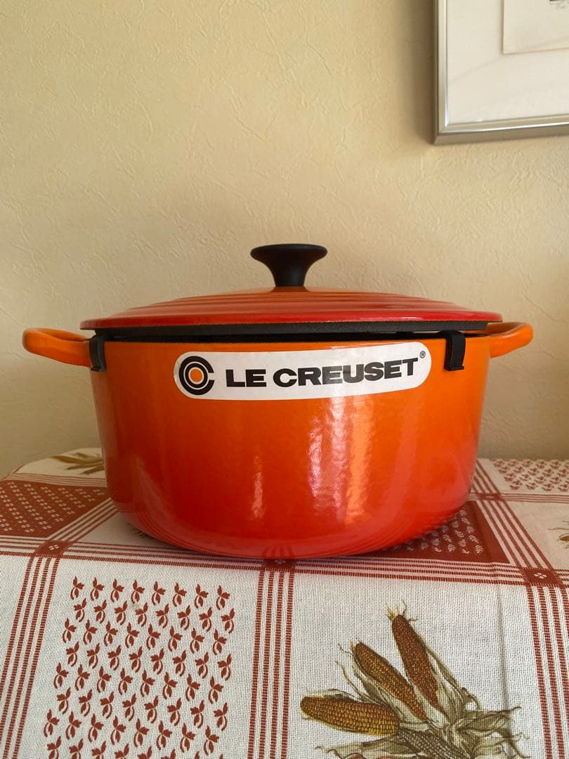LE CLEUSET ココット・ロンド　22cm オレンジ　両手鍋