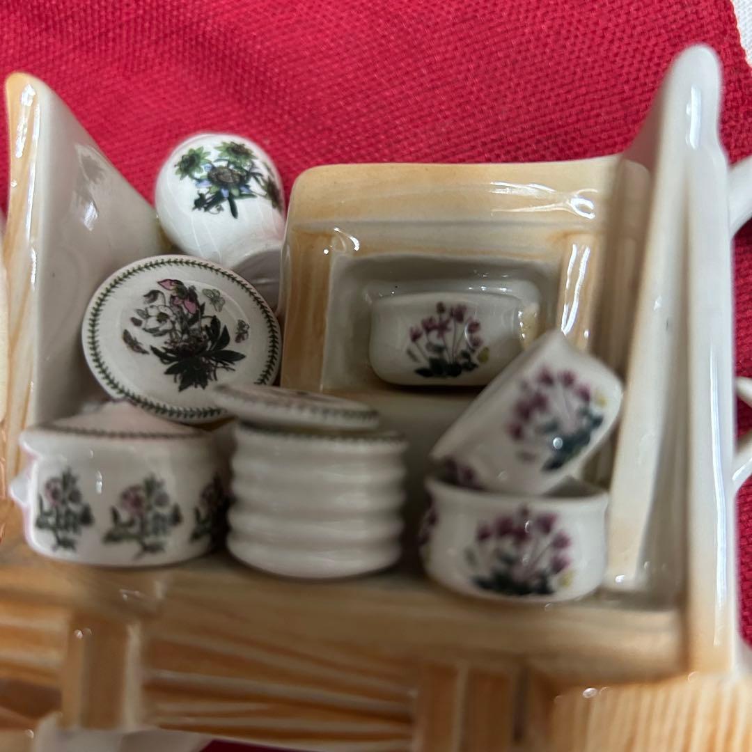 ポートメリオン　飾りポット　沢山の食器達