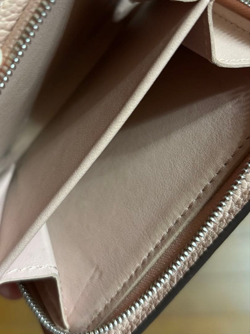 ルイヴィトン ポルトフォイユクレア マヒナ(ジャスミンピンク)