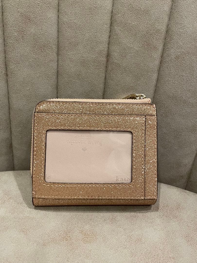 【新品・箱付き】kate spade スモールグリッターウォレット 二つ折り財布
