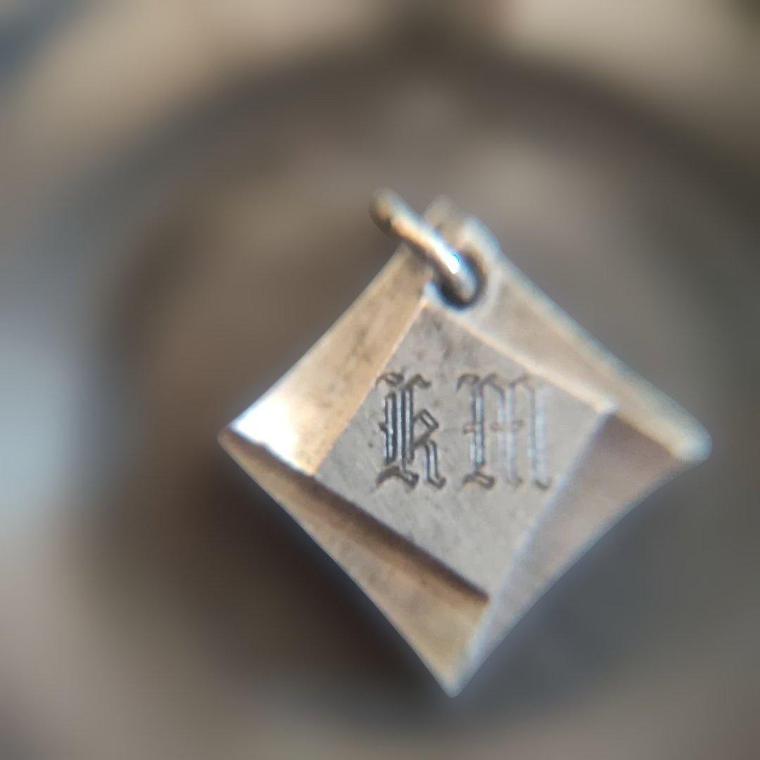 シルバー製。銀製。ペンダントトップ。800、925、純銀、SILVER刻印など。