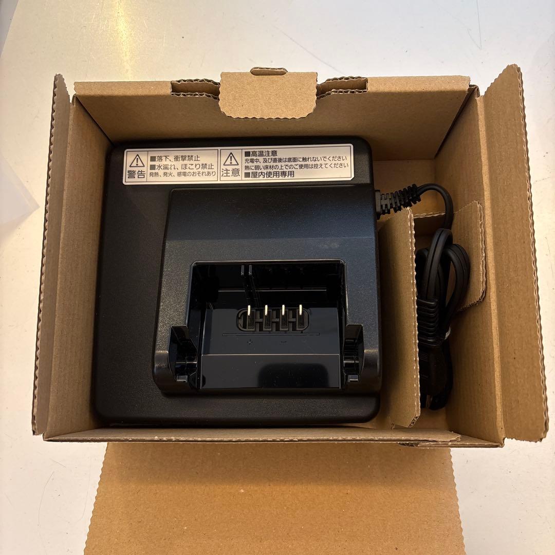 Panasonic NKJ075Z バッテリー充電器のみ