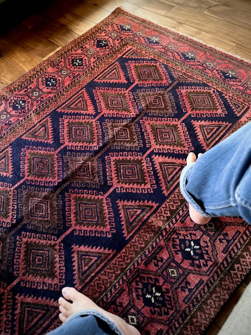 トライバルラグ　ヴィンテージラグ　アフガンラグ　バルーチ族　プリミティブアート
