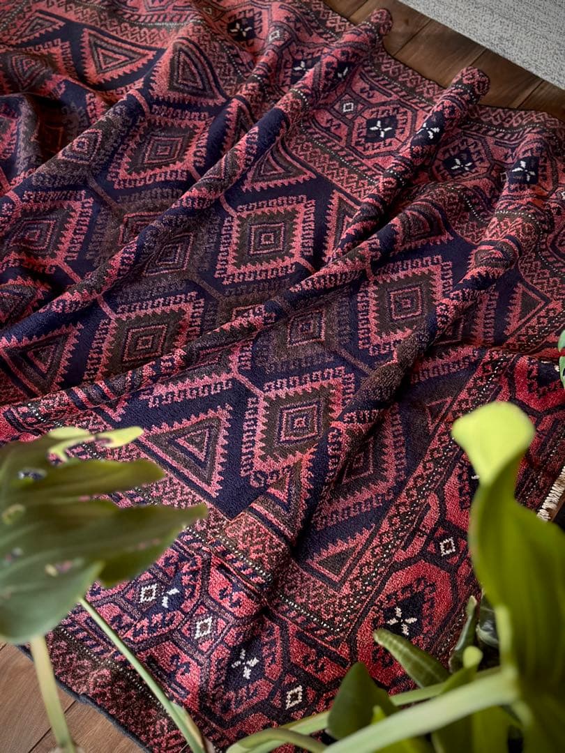 トライバルラグ　ヴィンテージラグ　アフガンラグ　バルーチ族　プリミティブアート