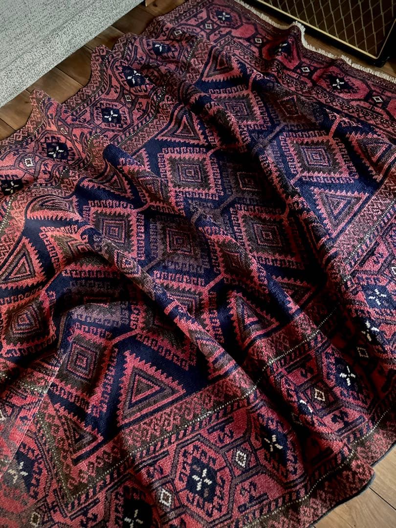 トライバルラグ　ヴィンテージラグ　アフガンラグ　バルーチ族　プリミティブアート