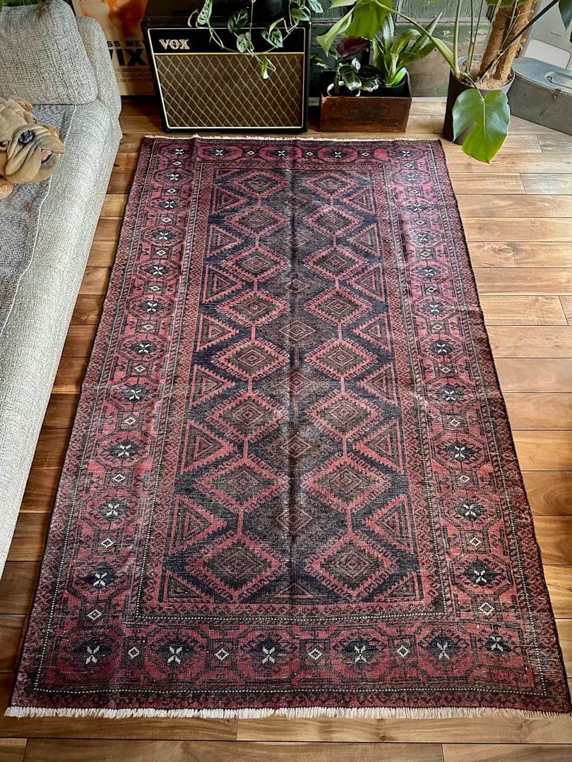 トライバルラグ　ヴィンテージラグ　アフガンラグ　バルーチ族　プリミティブアート