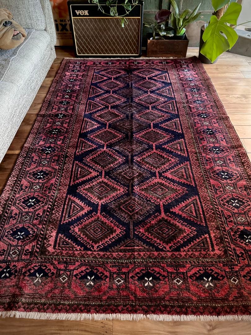 トライバルラグ　ヴィンテージラグ　アフガンラグ　バルーチ族　プリミティブアート