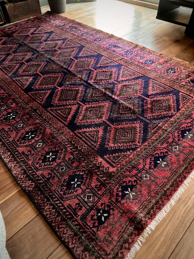 トライバルラグ　ヴィンテージラグ　アフガンラグ　バルーチ族　プリミティブアート