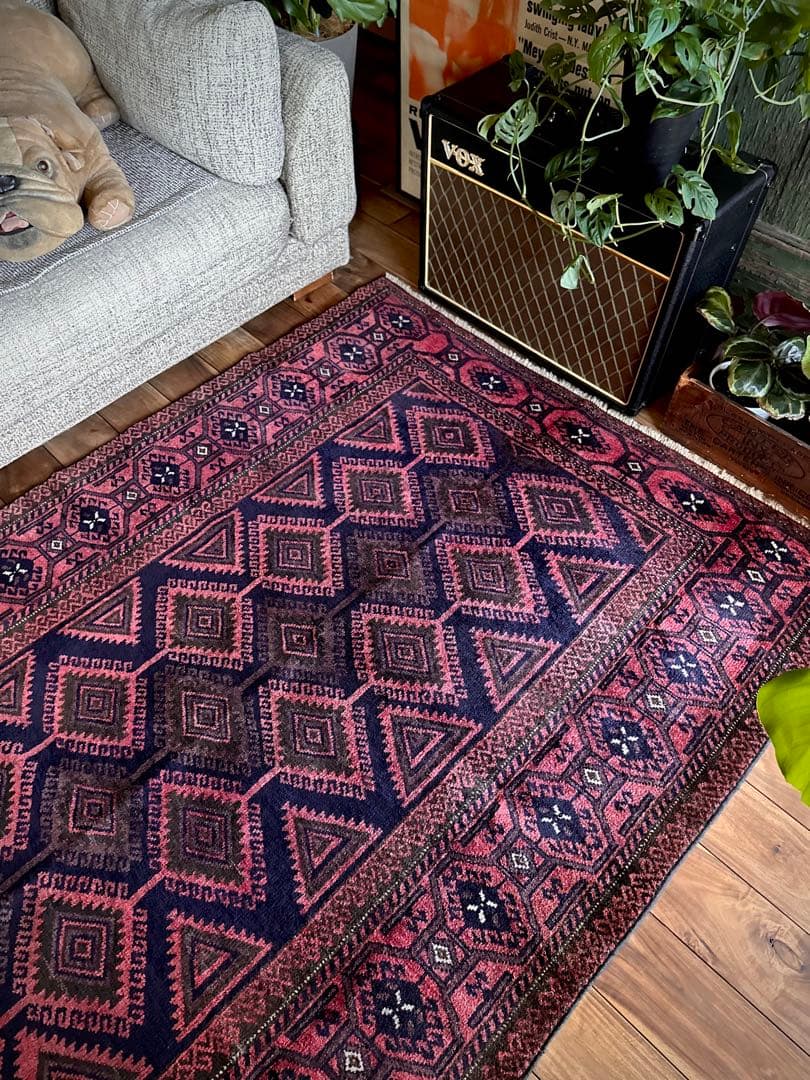 トライバルラグ　ヴィンテージラグ　アフガンラグ　バルーチ族　プリミティブアート