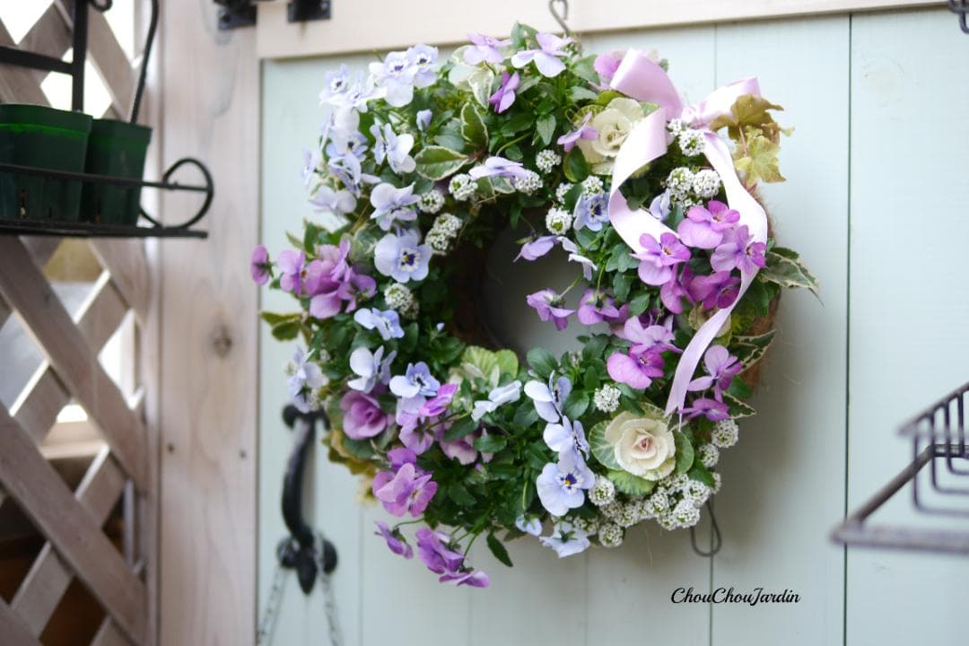 ニュアンスカラーのリース　寄せ植え　クリスマス　お正月