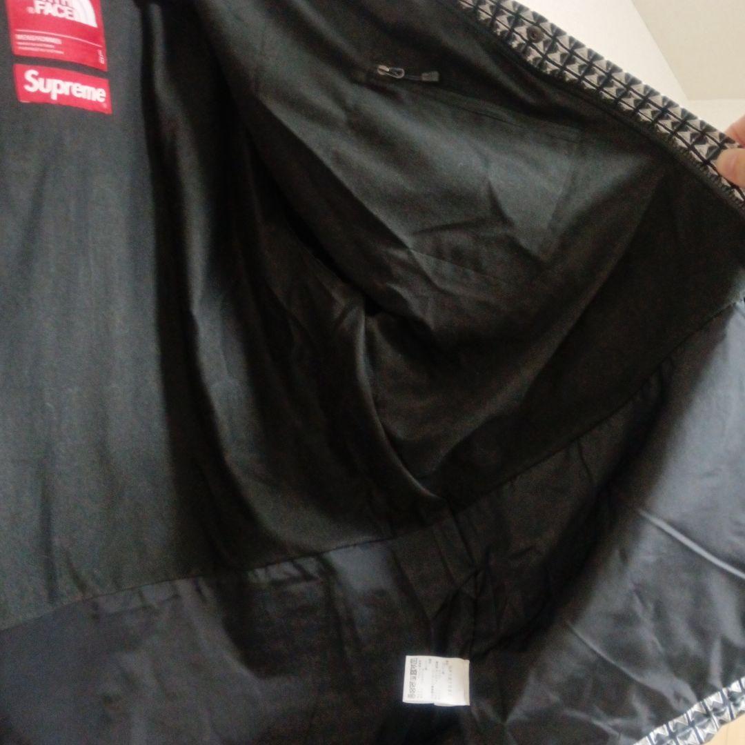 Supreme x The North Face マウンテンライトジャケット