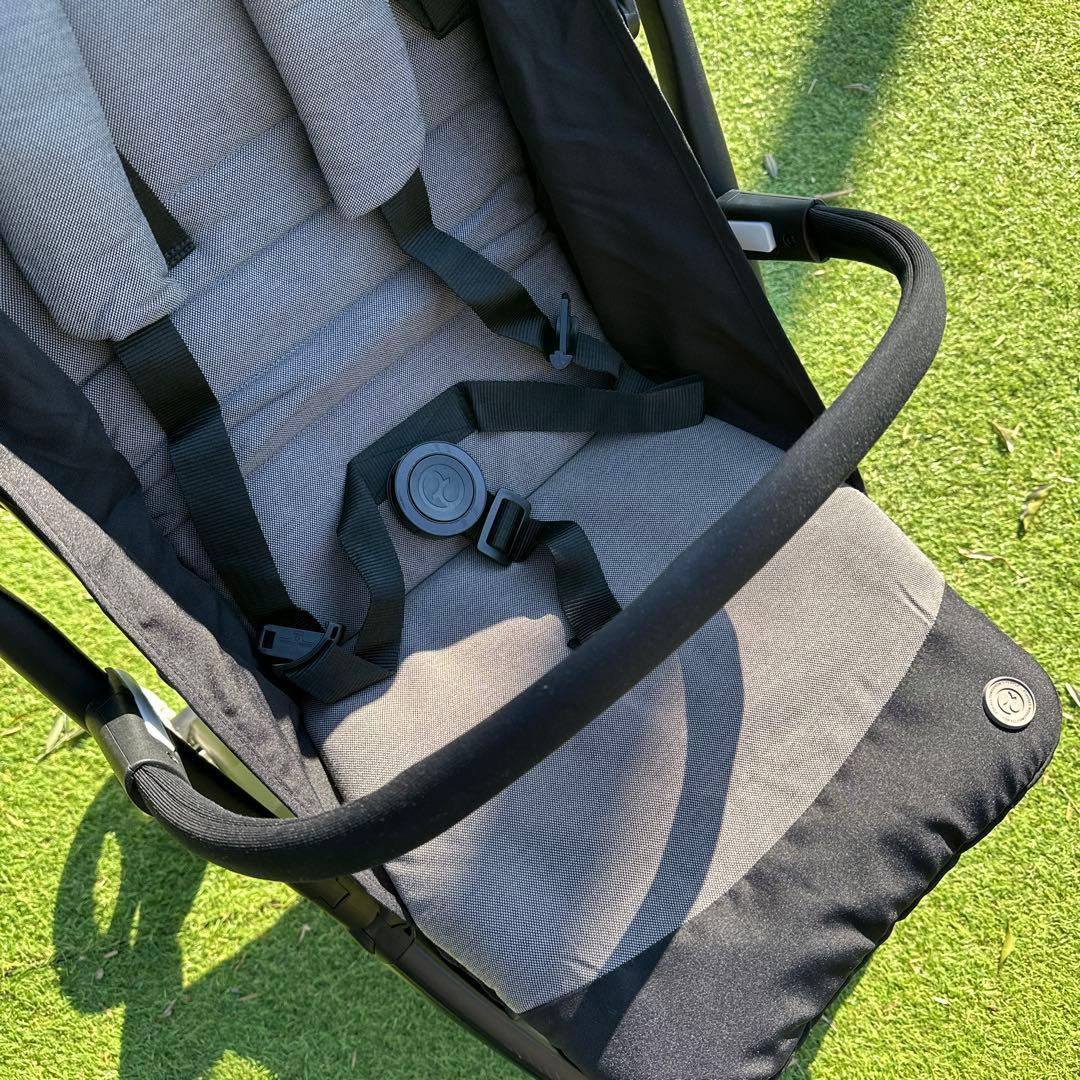 CYBEX リベル ベビーカー 軽量 コンパクト 折り畳み バンパーバー　グレー