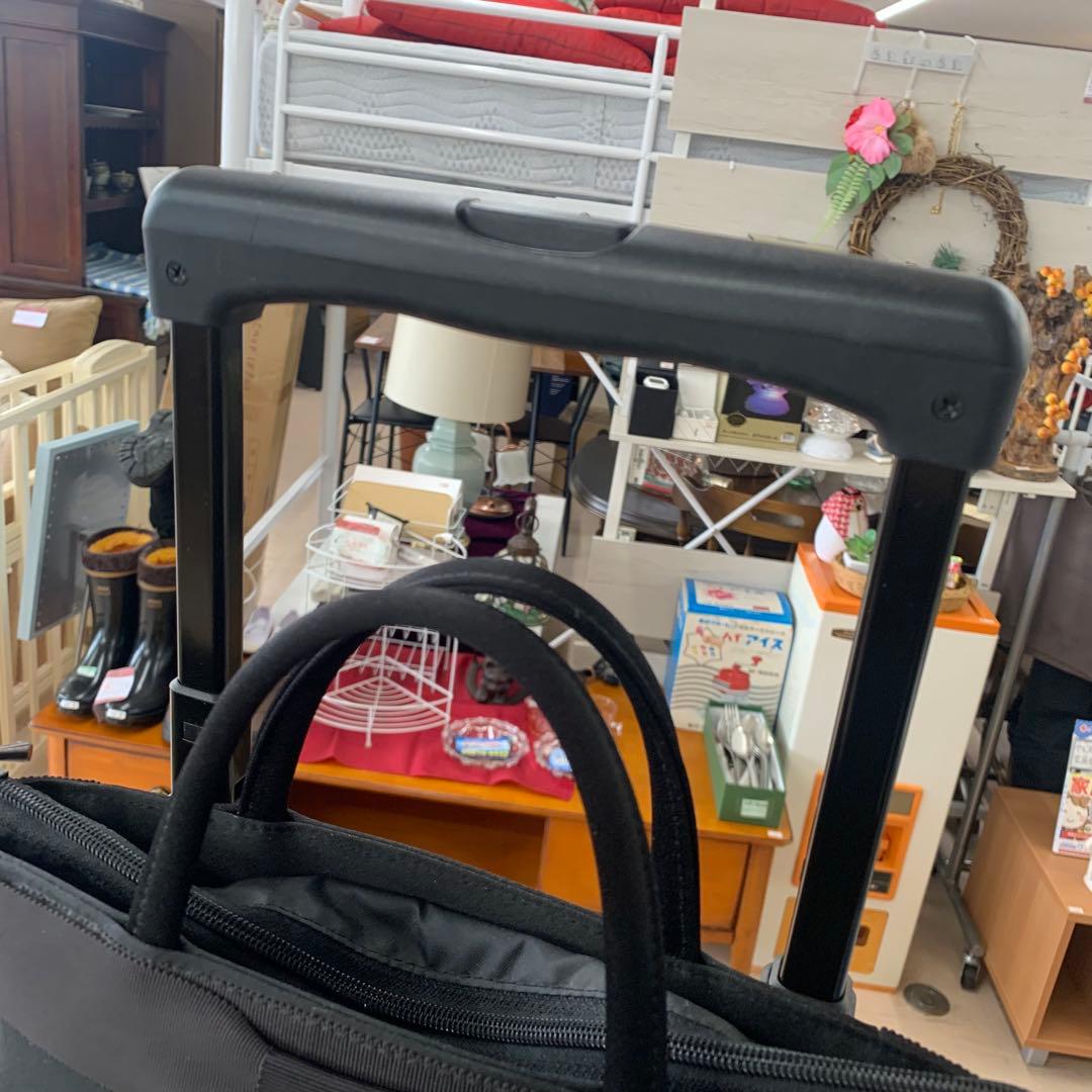 ★ SWANY スワニー キャリーバック 冠婚葬祭 四輪 ストッパー付き 美品