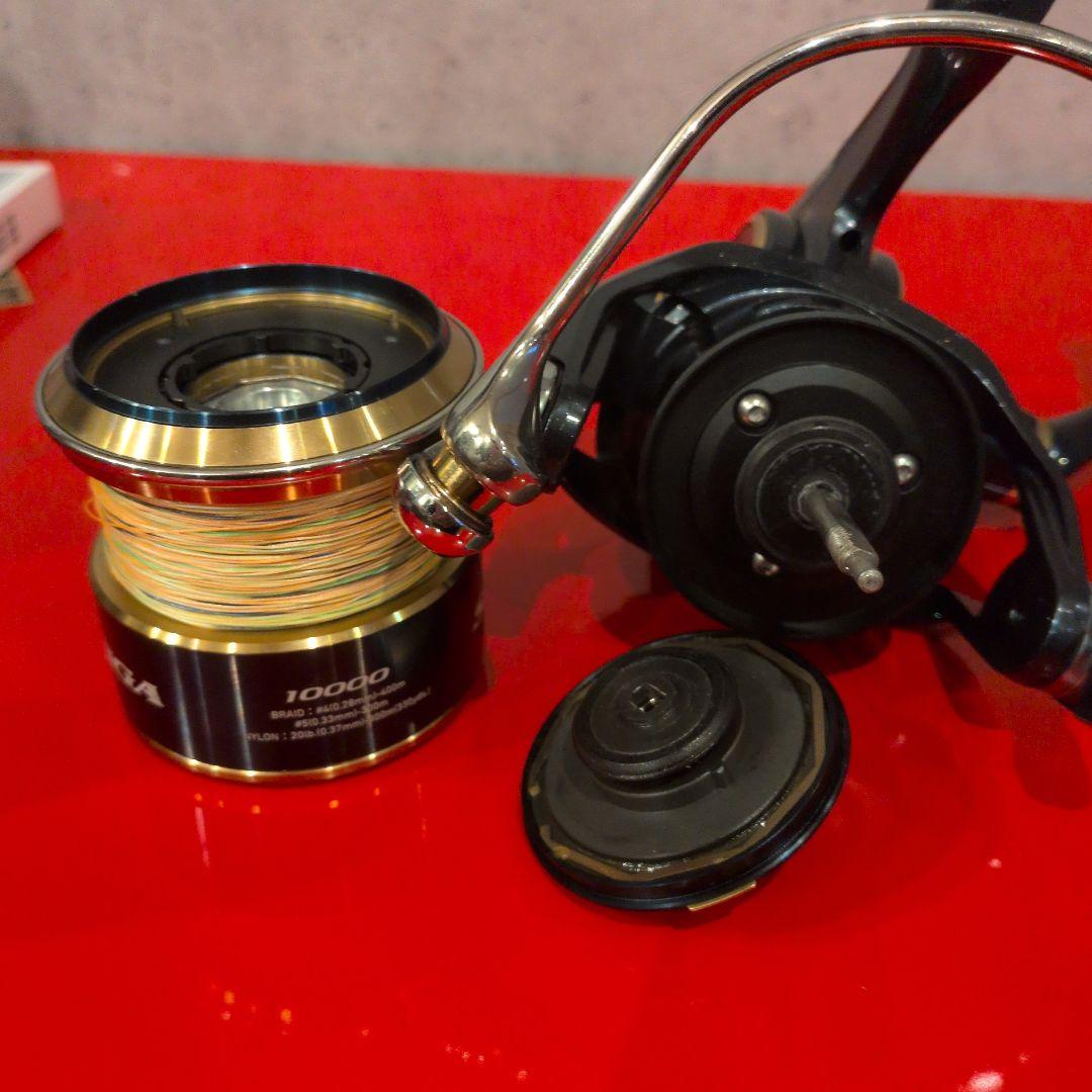 松*原様 ダイワ　ソルティガ　10000ｐ スピニングリール　ジギング　極　美品