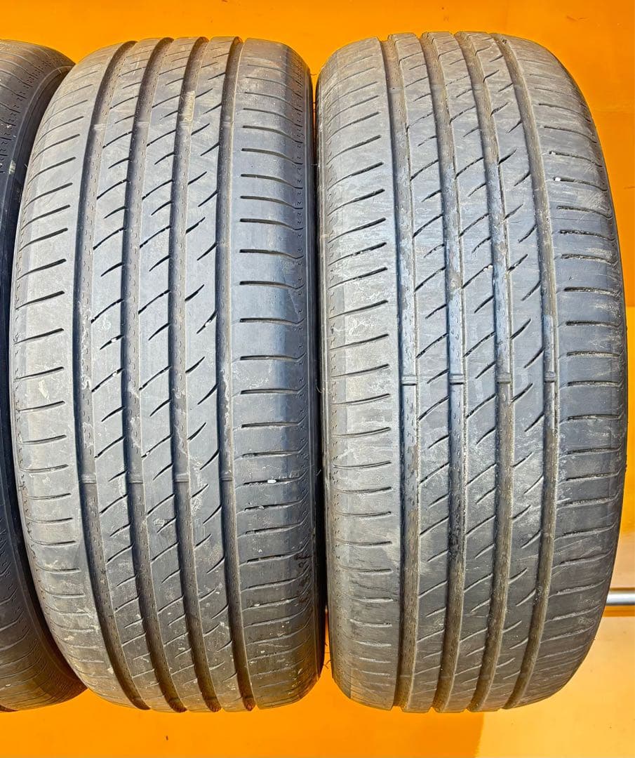タイヤ・ホイール 225/55R17 101V MAXTREK MAXIMUS M2