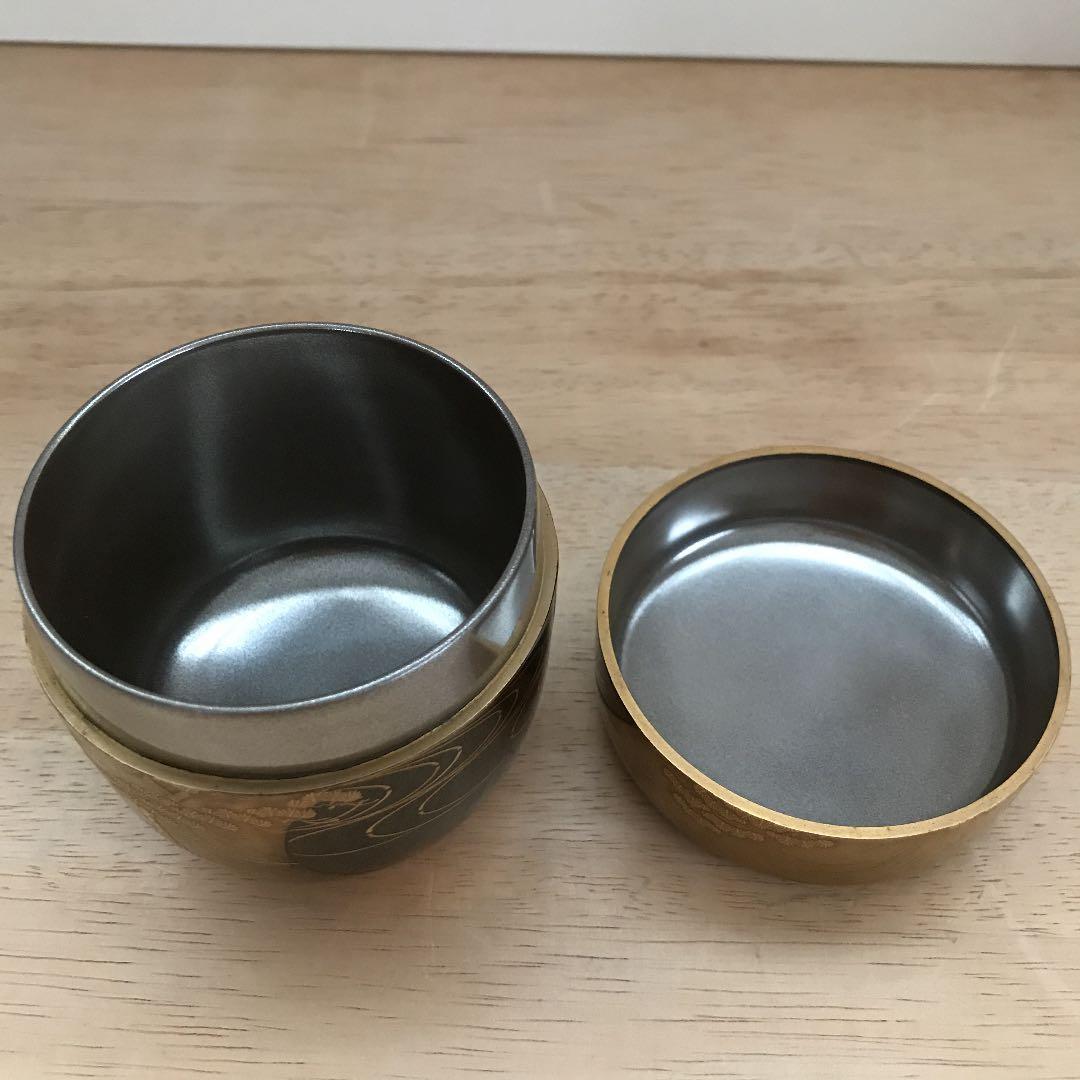 茶道具　金地住吉蒔絵　(内銀地)    棗　荒井正春作