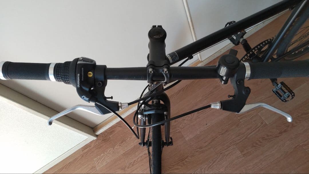 クロスバイク 700×28C 愛知県 引き取り限定