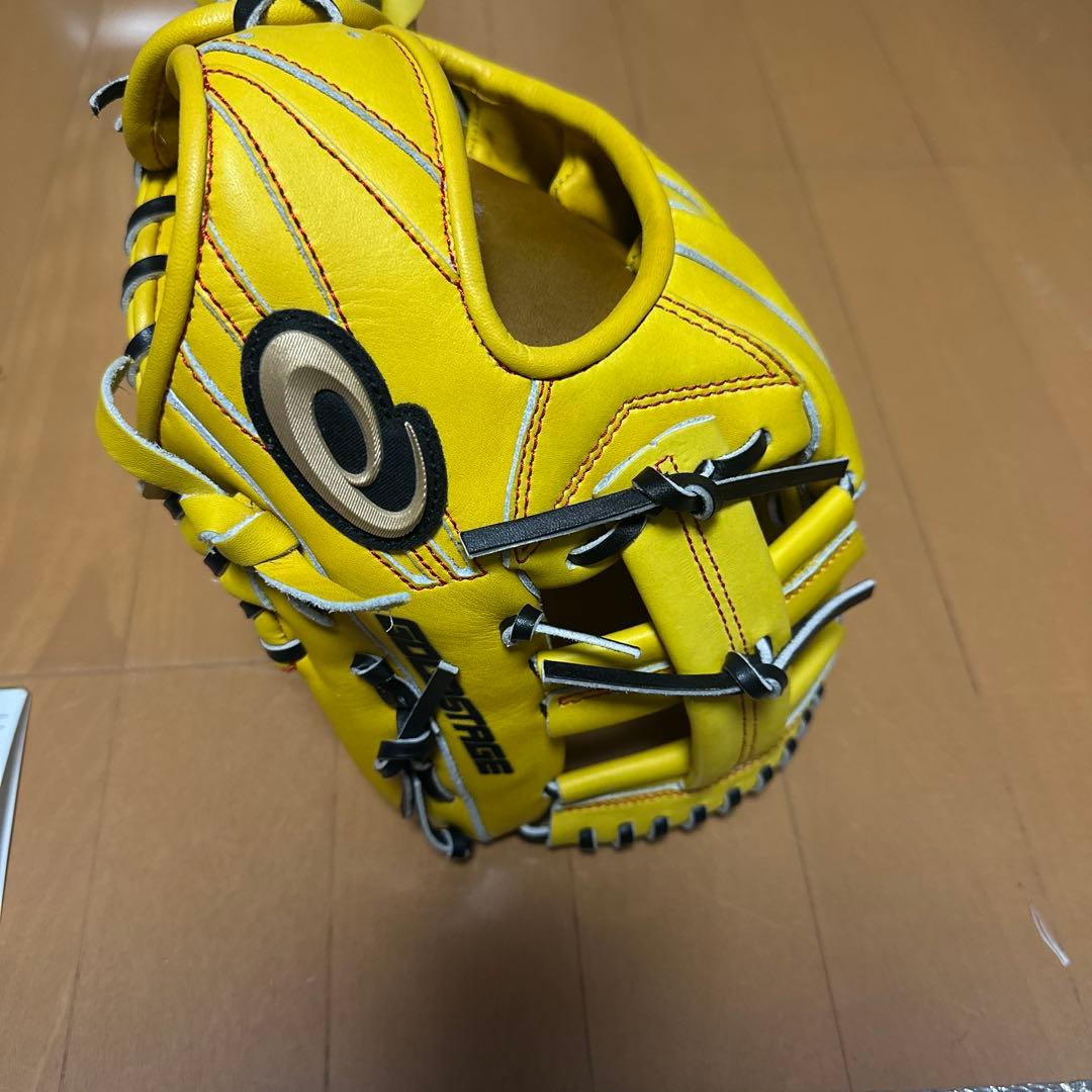 アシックス軟式内野手用グローブ