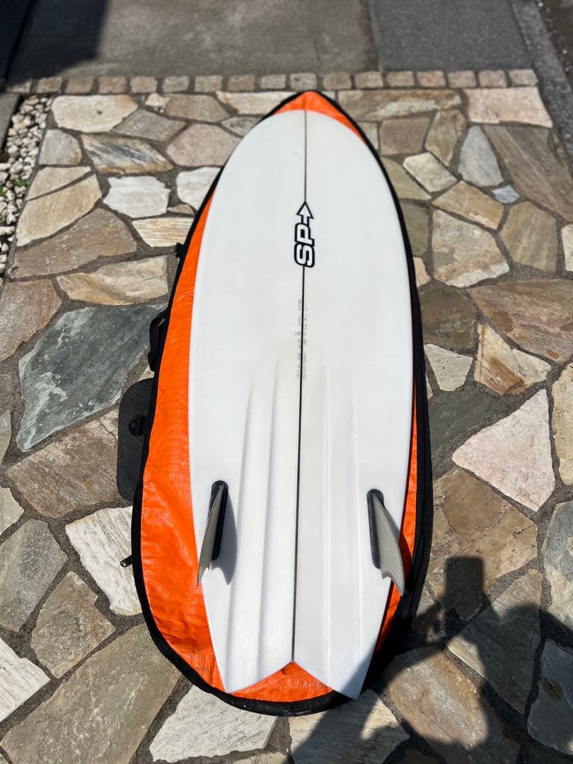 【専用】 スパロー　ツインターボ　スーパーチャージ　5’6 29L フィン付き