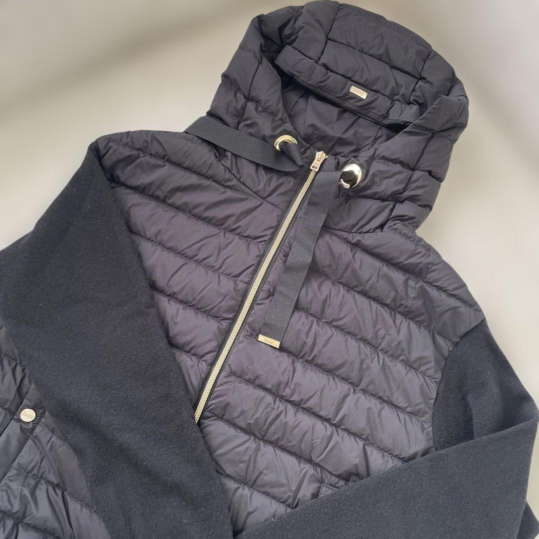 フード付きダウンジャケット 黒　44 HERNO