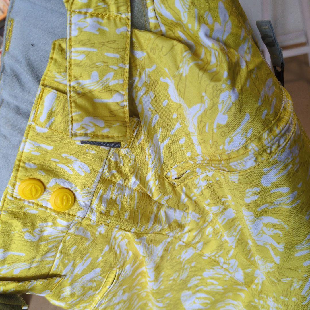 極美品　期間限定　格安出品　イエロー迷彩 スノーボードウェア　おまけ付き
