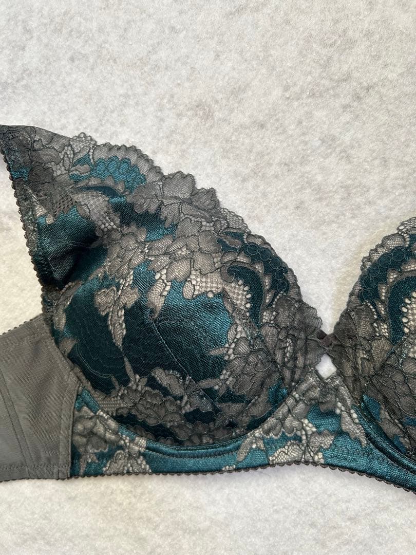 ワコール　Wacoal　ブラ&ショーツ　セット　重力ケアブラ（ノンワイヤー）