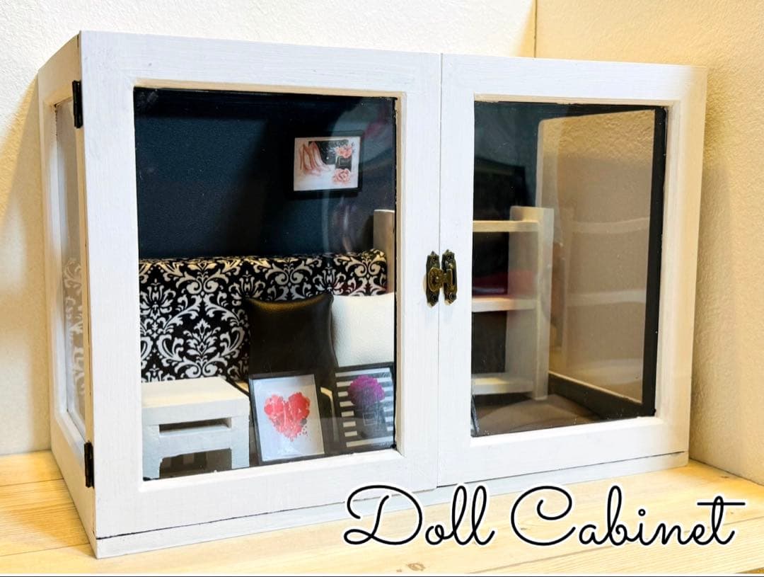 パトリシア0131a♡ミニチュアキャビネット♡ドールハウス
