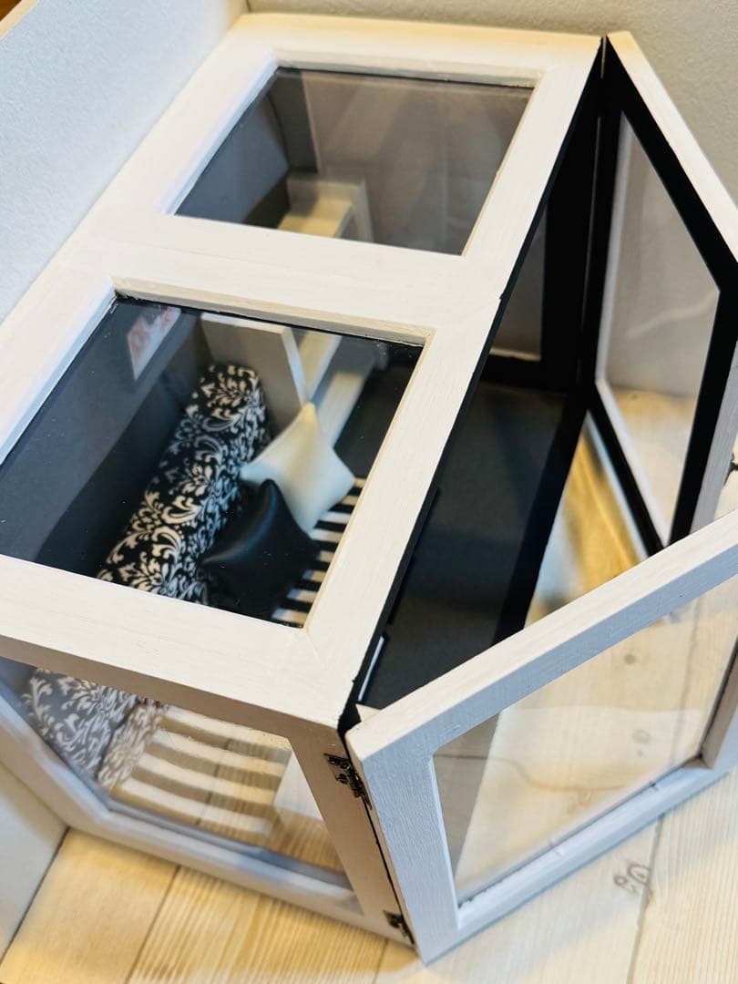 パトリシア0131a♡ミニチュアキャビネット♡ドールハウス