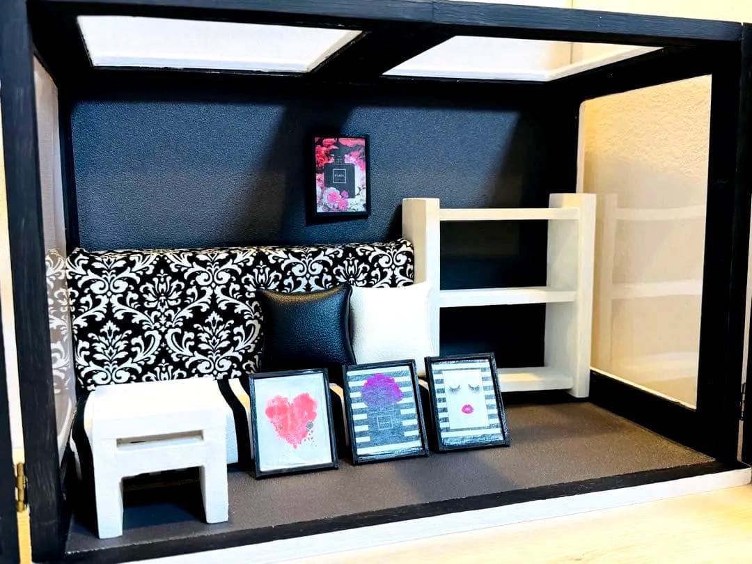 パトリシア0131a♡ミニチュアキャビネット♡ドールハウス