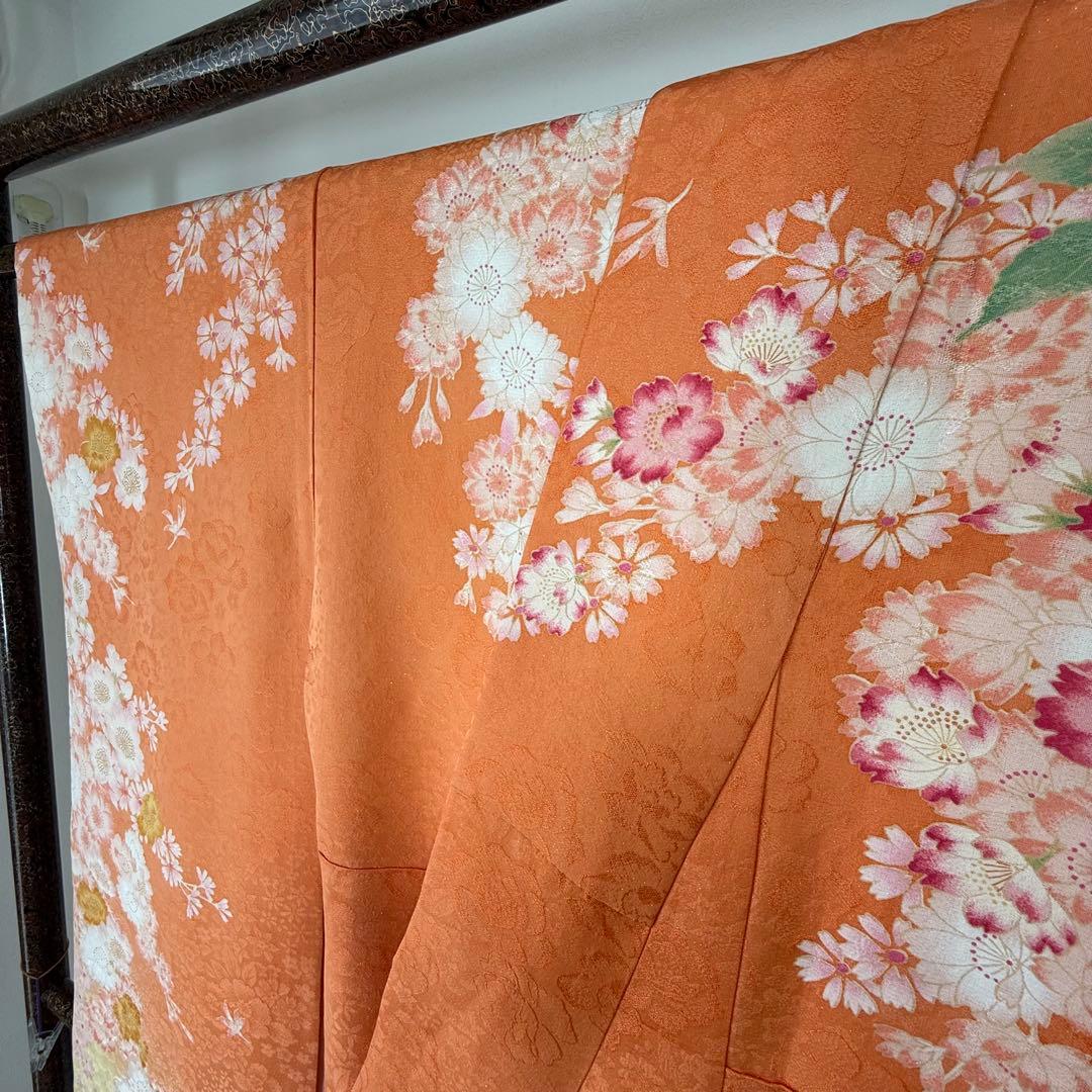 超美品　正絹　現代振袖　成人式　着物　169㎝　オレンジ　黄　桜柄　金駒　刺繍