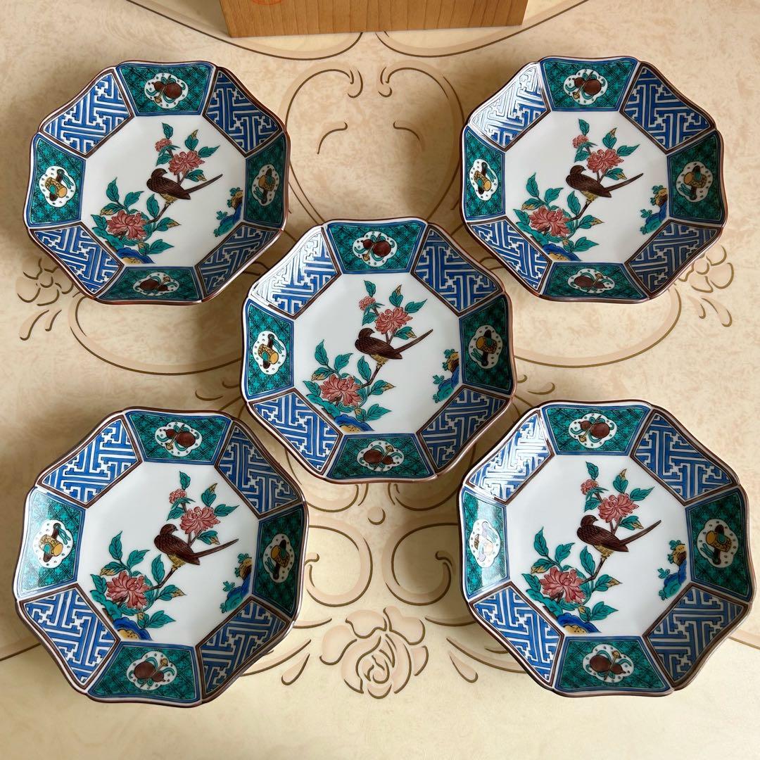 九谷焼　青郊窯　八角皿揃　５枚セット　中皿　銘々皿　色絵花鳥　宝尽くし　和皿