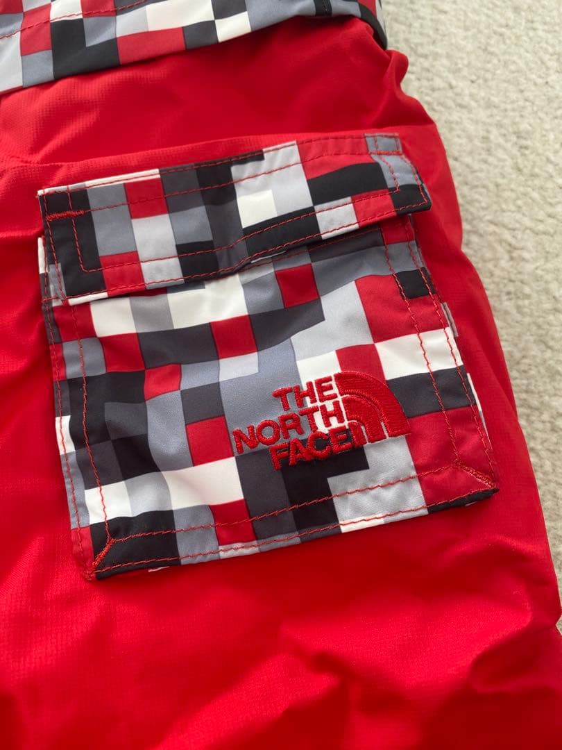 THE NORTH FACE 子ども用スノーウェア