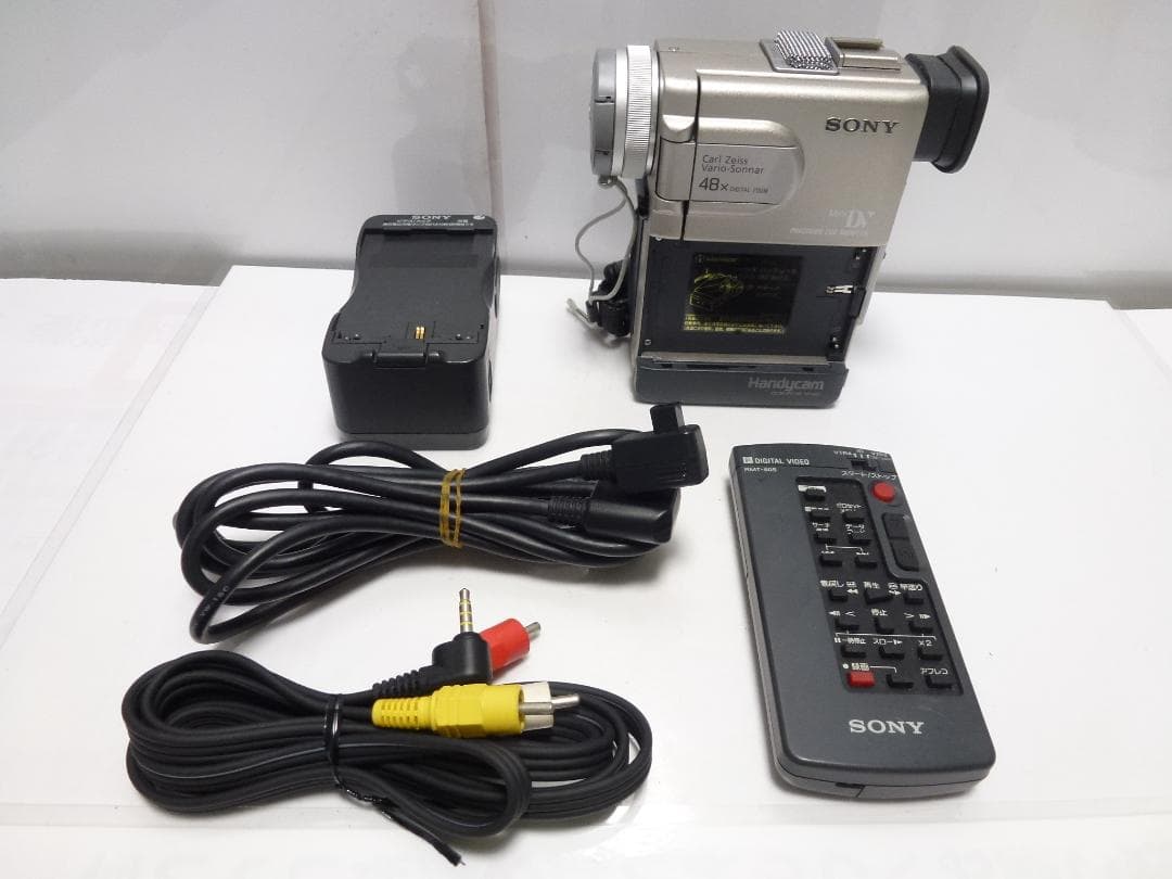 動作品　Mini DV　ソニーデジタルビデオカメラ　SONY DCR-PC10