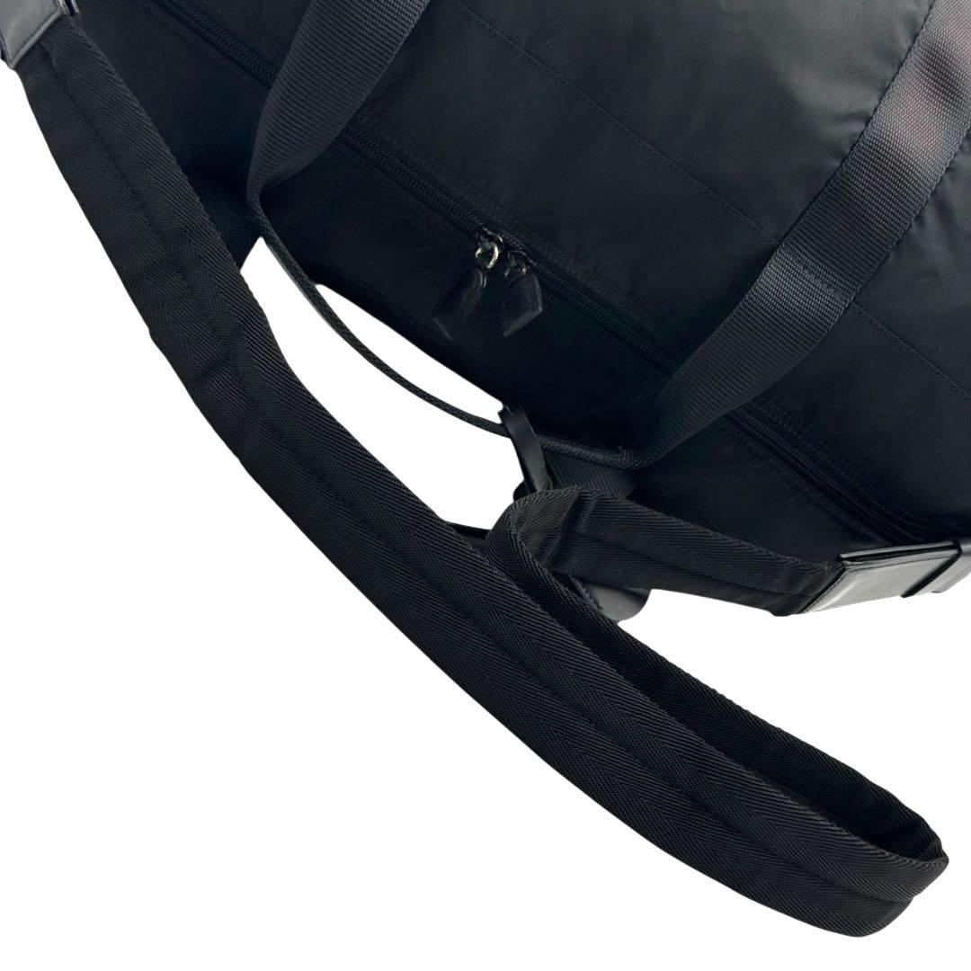 PRADA プラダ　ボストンバッグ　旅行用バッグ　2way　大容量　三角ロゴ