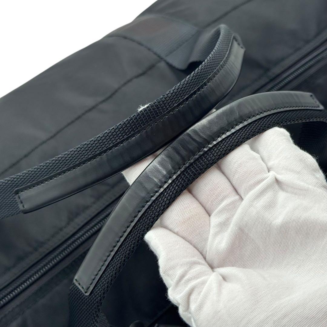 PRADA プラダ　ボストンバッグ　旅行用バッグ　2way　大容量　三角ロゴ