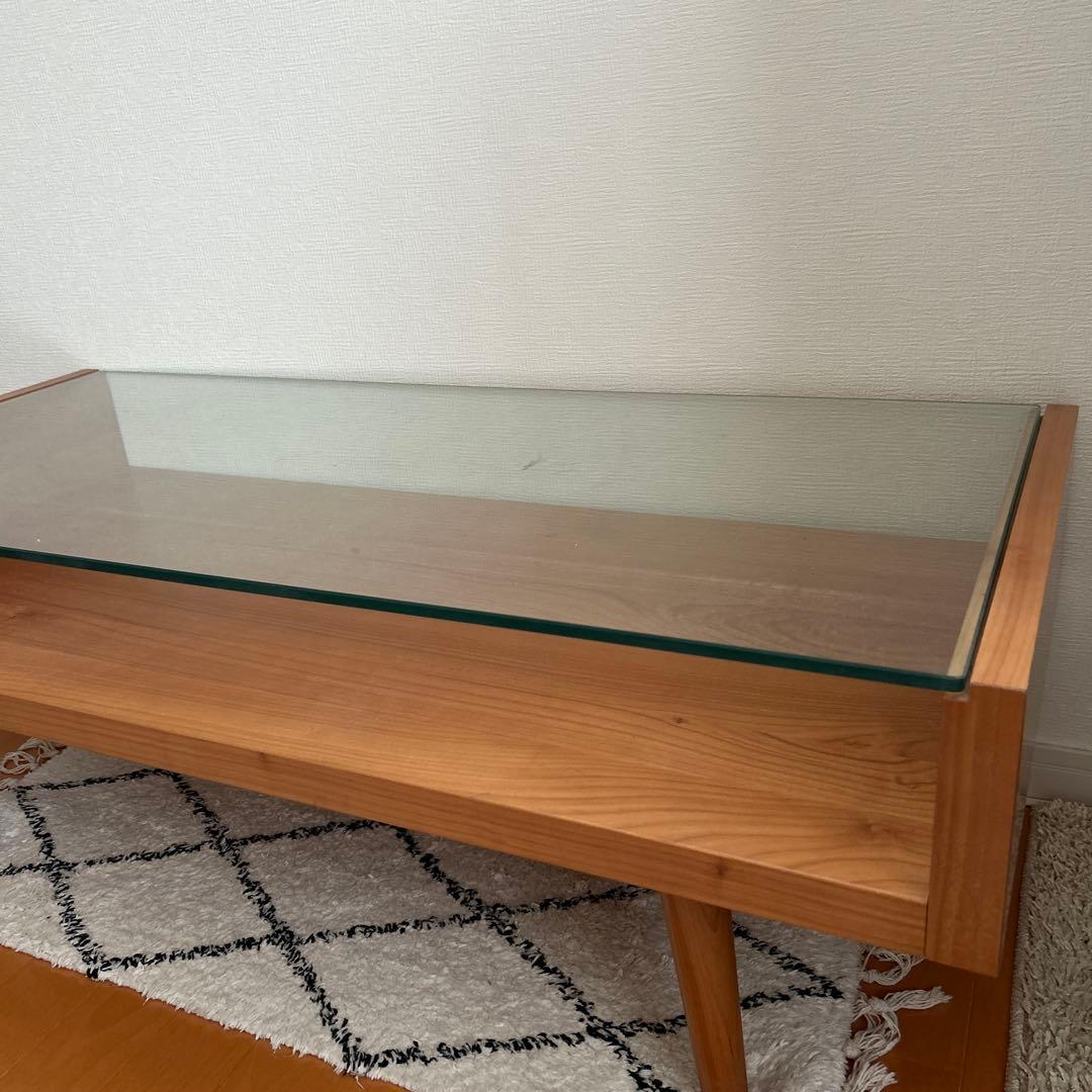 ✴︎お値下げ✴︎unico ウニコ ガラステーブル　ローテーブル