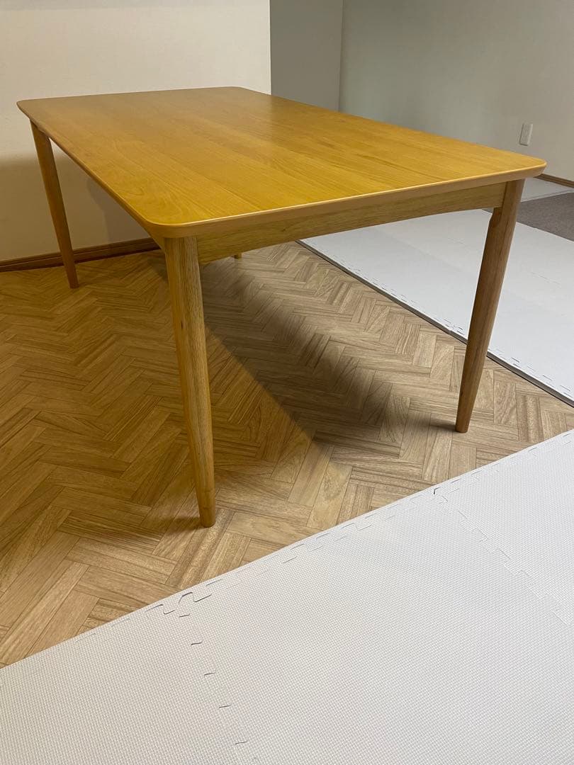 値下げ☆【未使用】木製 ダイニングテーブル　4人掛け