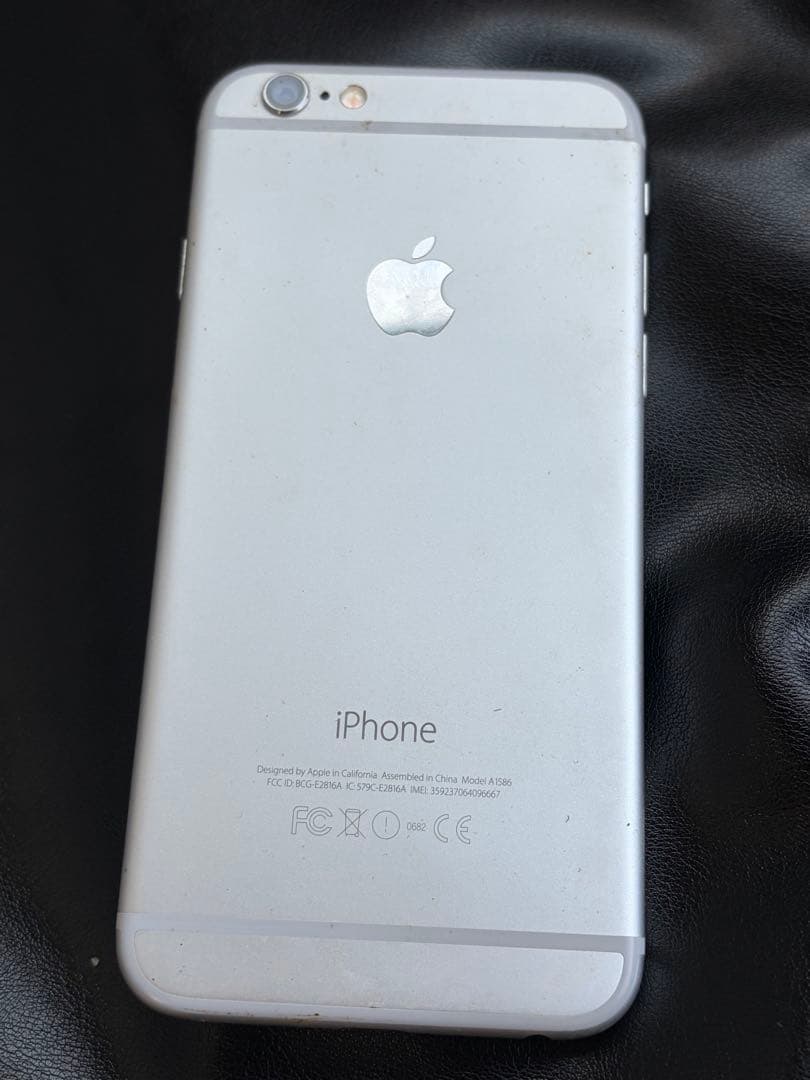 Apple iPhone 8シルバー 本体