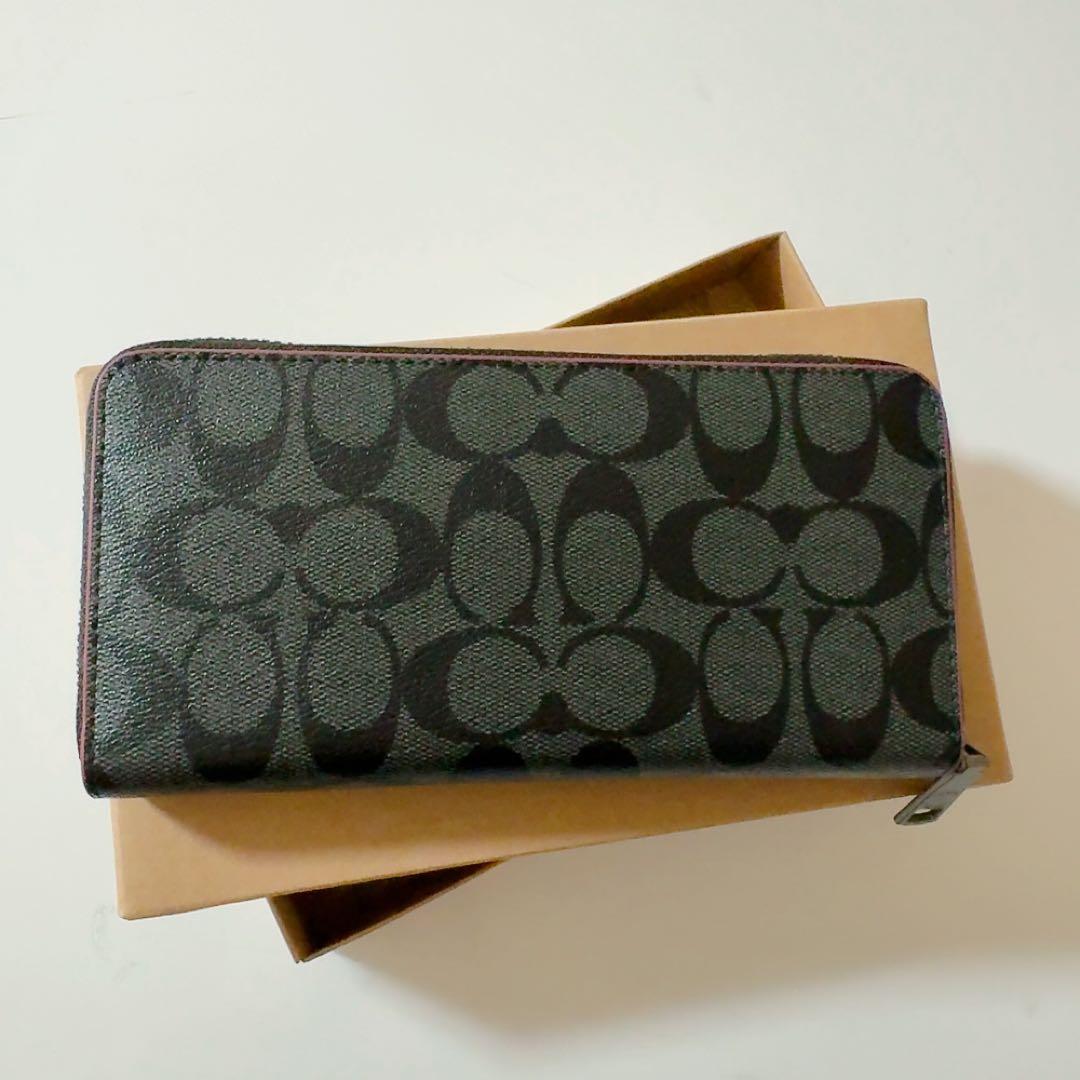 COACH 長財布　シグネクチャー柄　ラウンドファスナー　ブラック　未使用品