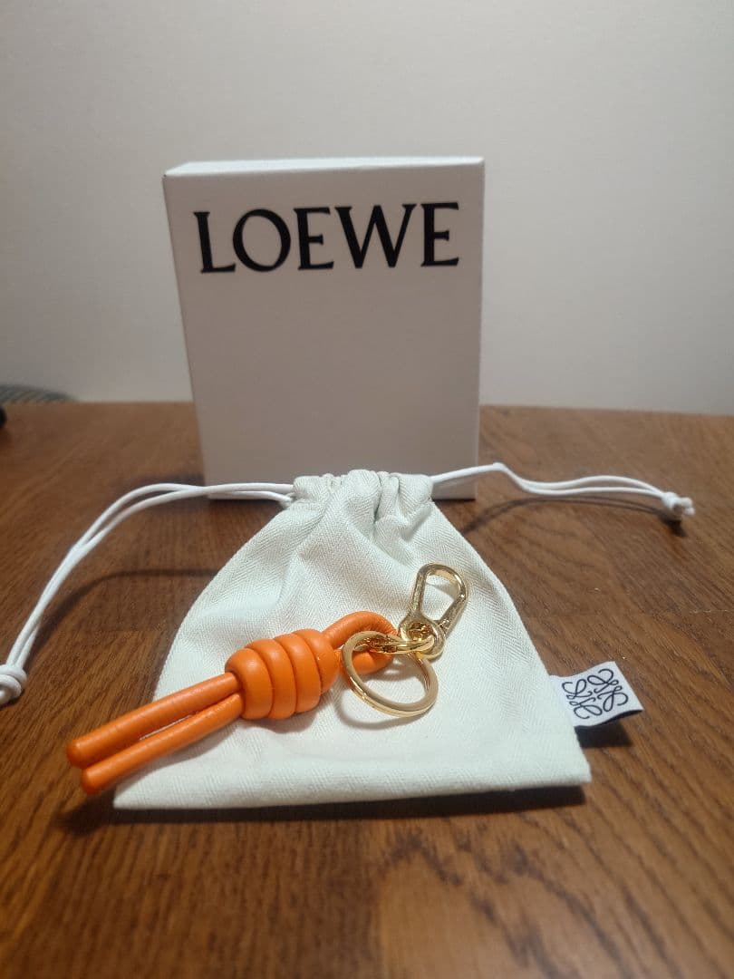 LOEWE　キーホルダー