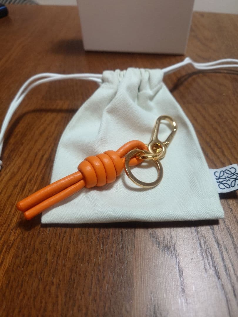 LOEWE　キーホルダー